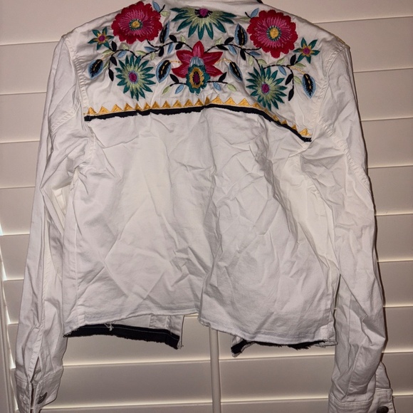 Double D Ranch Embroidered Jean Jacket - Picture 3 of 4